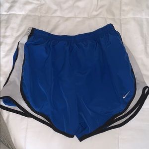 Nike shorts women’s